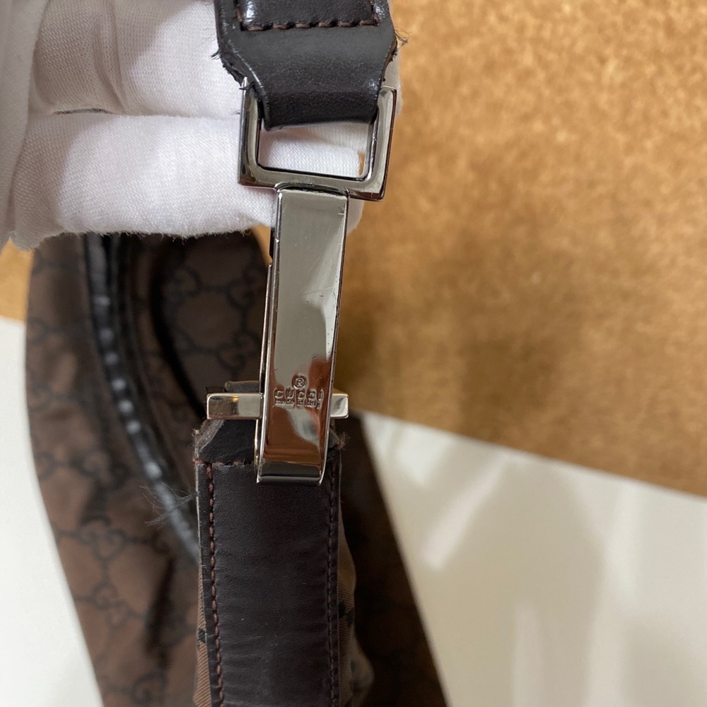 ❗️SOLD❗️GUCCI Monogram Shoulder Bag Brown Black Canvas Medium Hobo Vintage Bag - Picture 8 of 13